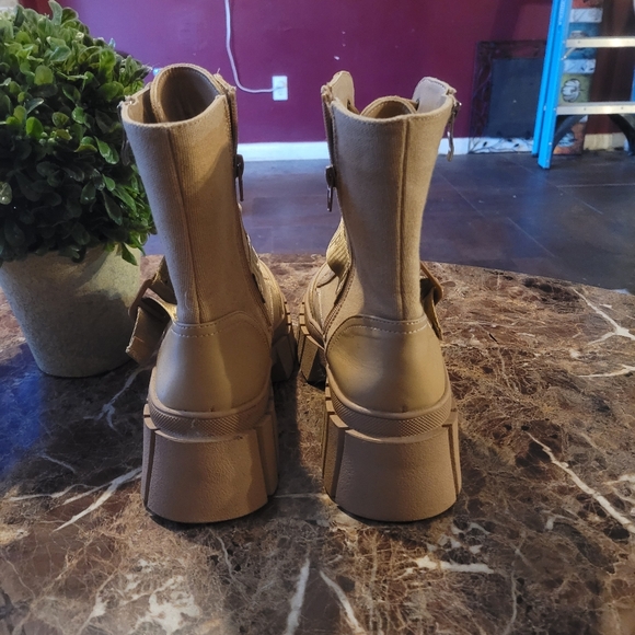 Beige High-Top Sneakers - Picture 3 of 8